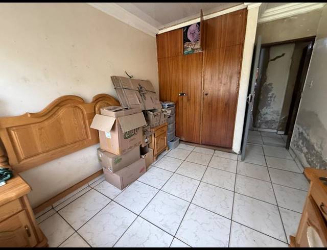 11 BEDROOM HOUSE FOR SALE IN VANDERBIJLPARK CE 2